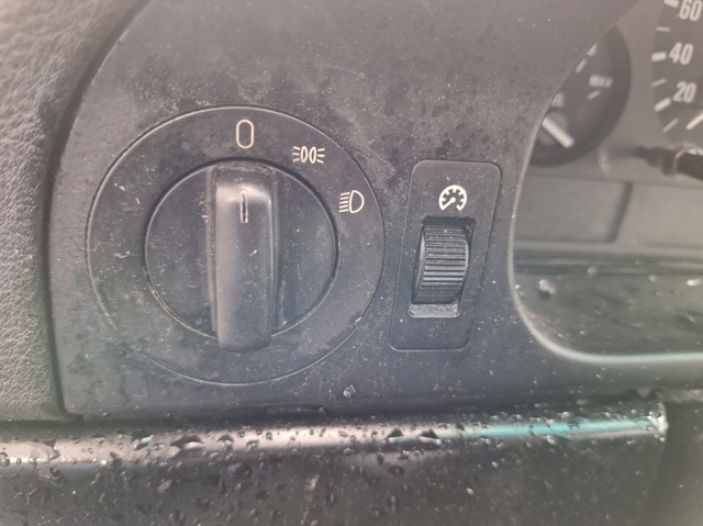 61318363668 BMW