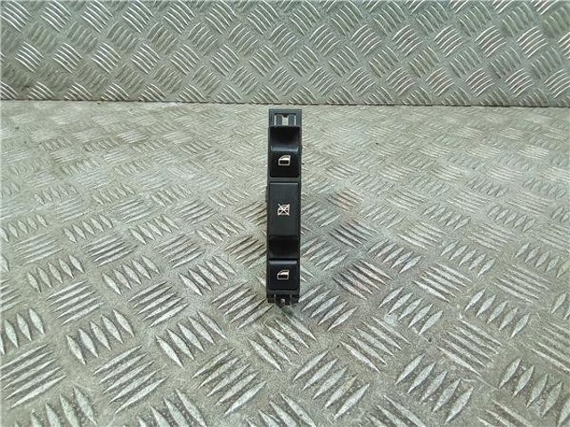 61318381518 BMW