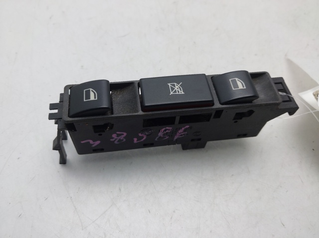 61318381518 BMW