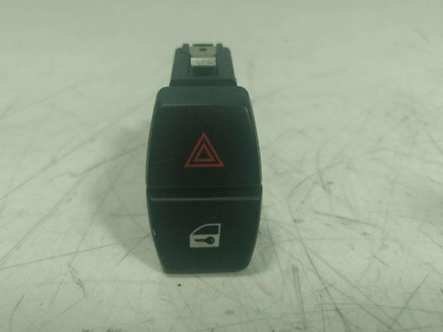 Przycisk włączania światła awaryjnego 61319161896 BMW
