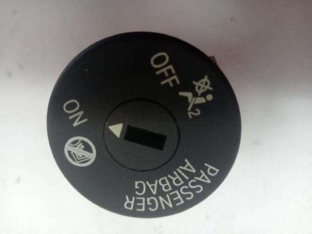61319326501 BMW