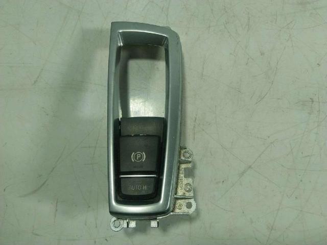61319877889 BMW
