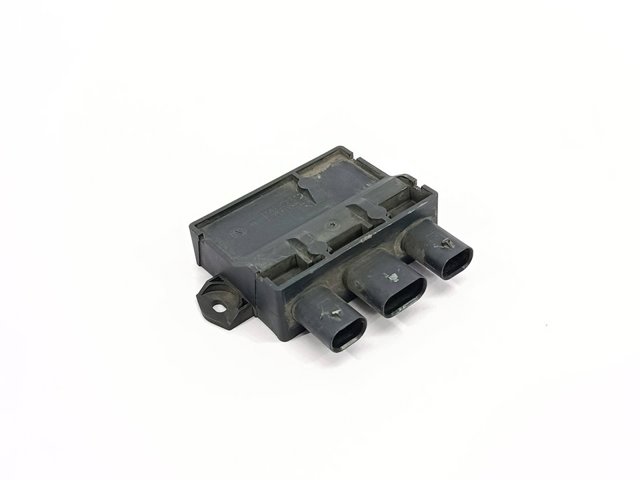 Sterownik klapy bagażnika (3/5 drzwi tylnych) 61357458420 BMW