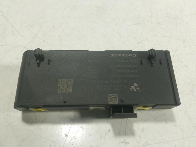 Sterownik klapy bagażnika (3/5 drzwi tylnych) 61357481616 BMW