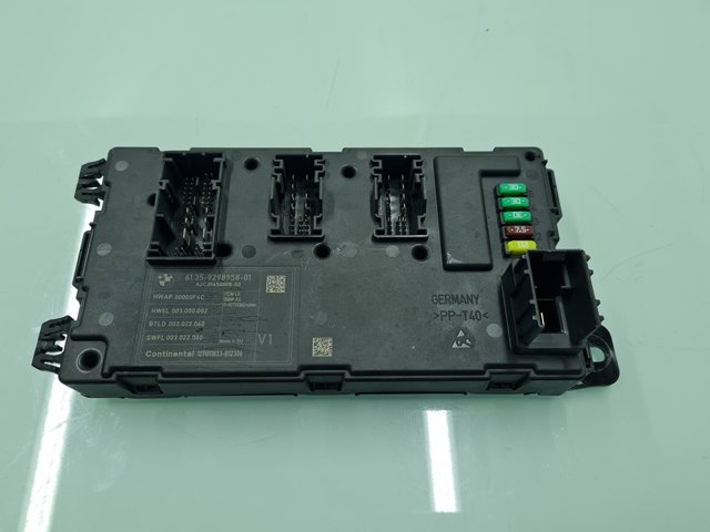 Skrzynka bezpieczników 61359298958 BMW