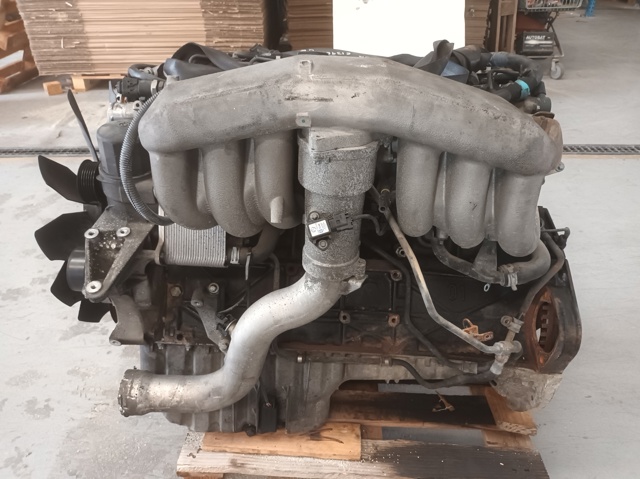 Silnik w komplecie 613961 MERCEDES