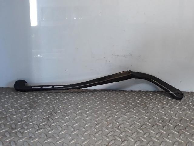 61617138990 BMW