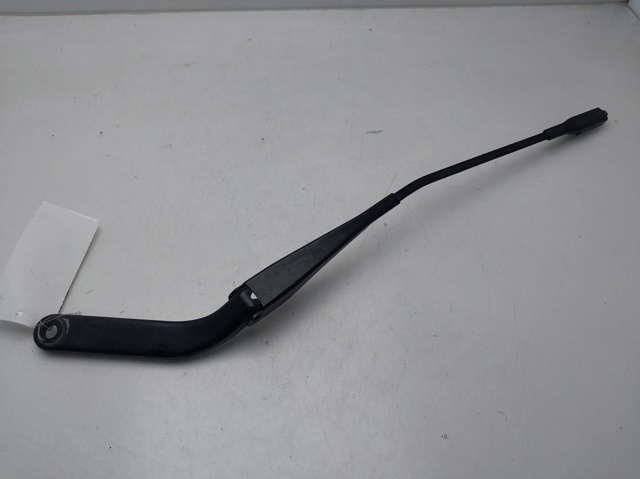 Ramię wycieraczki szyby przedniej 61617169972 BMW