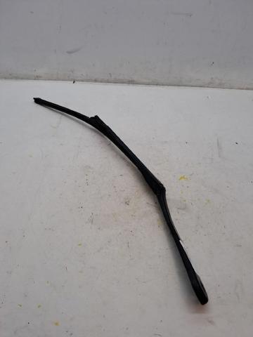 Ramię wycieraczki szyby przedniej 61619449916 BMW