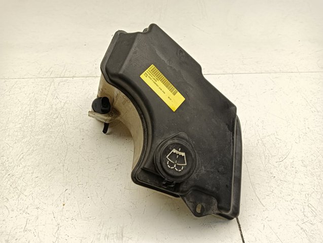 Zbiorniczek spryskiwacza szyb 61667007970 BMW