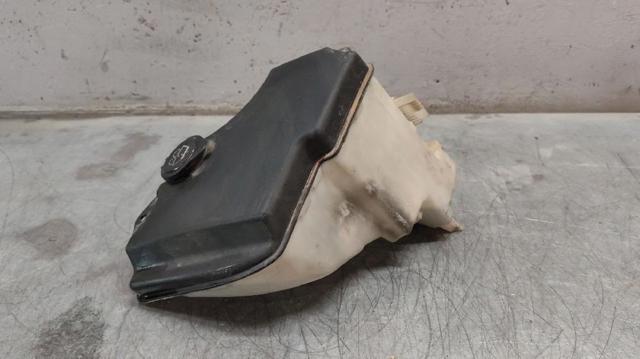 Zbiorniczek spryskiwacza szyb 61667110853 BMW
