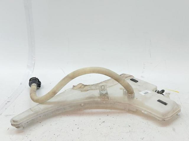 Zbiorniczek spryskiwacza szyb 61667238669 BMW