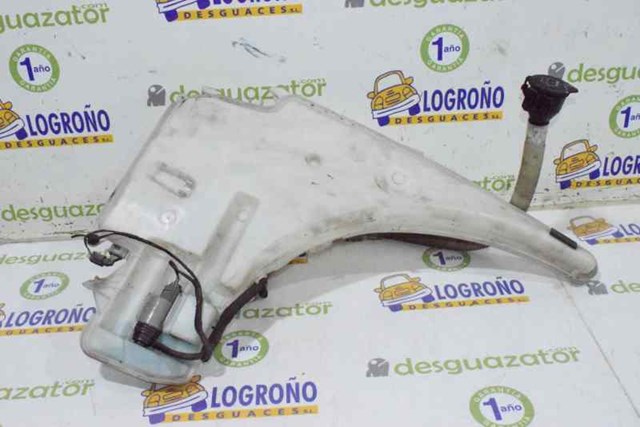 Zbiornik spryskiwaczy BMW 3