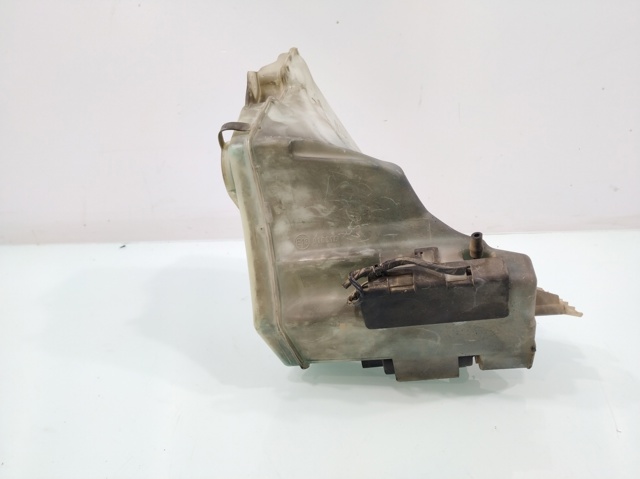 Zbiorniczek spryskiwacza reflektorów 61678362562 BMW
