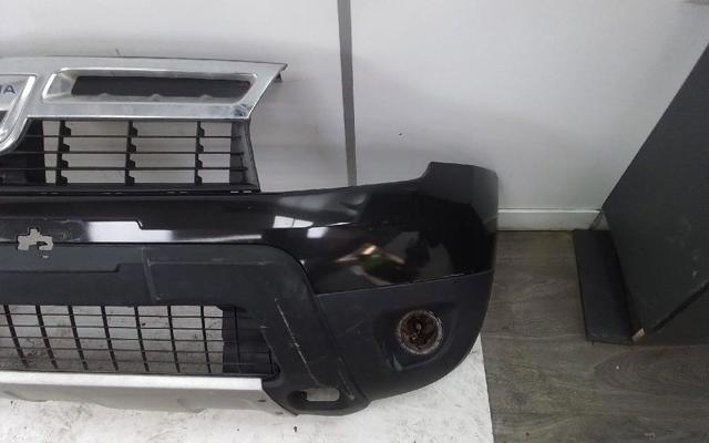 Zderzak przedni 620220025R RENAULT