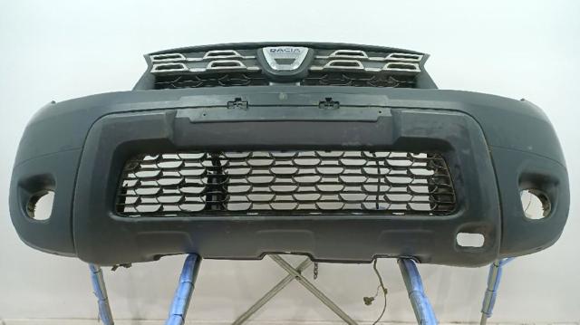 Zderzak przedni 620220025R RENAULT