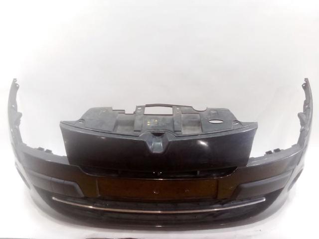 Zderzak przedni 620220035R RENAULT