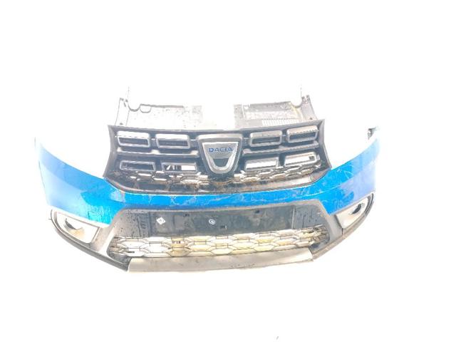 Zderzak przedni Renault SANDERO