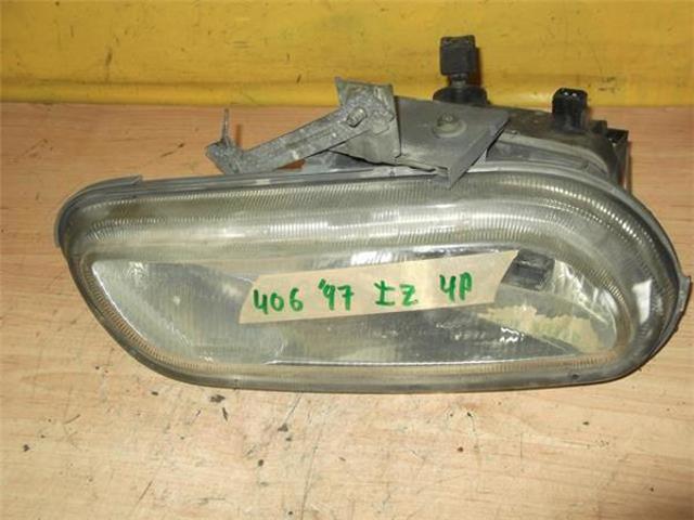 Lampa przeciwmgielna lewa 6204N3 PEUGEOT
