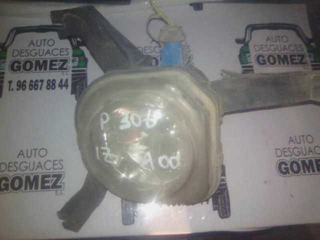 Lampa przeciwmgielna lewa 6204Q9 PEUGEOT