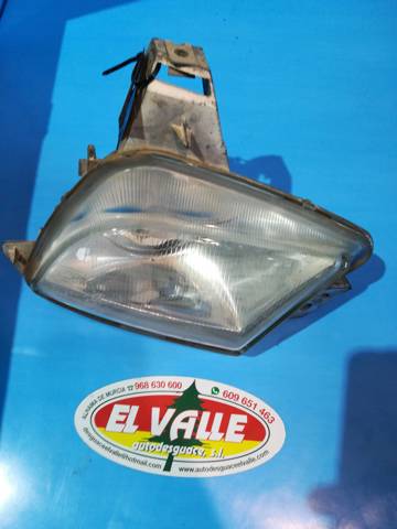 Lampa przeciwmgielna lewa 6204R4 PEUGEOT