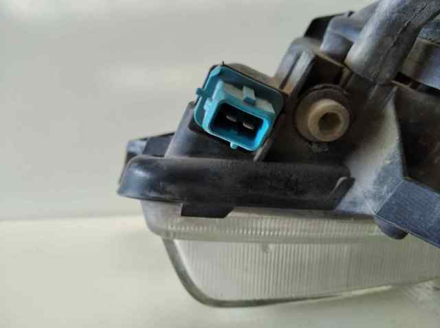Lampa przeciwmgielna lewa 6204V9 PEUGEOT
