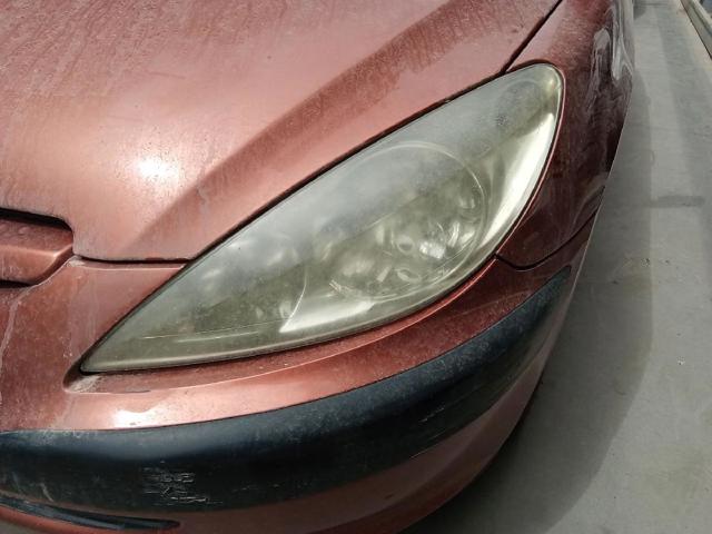 Reflektor lewy 6204Z3 PEUGEOT