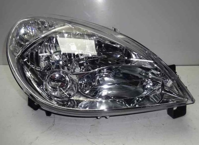 Reflektor prawy 6206J8 PEUGEOT
