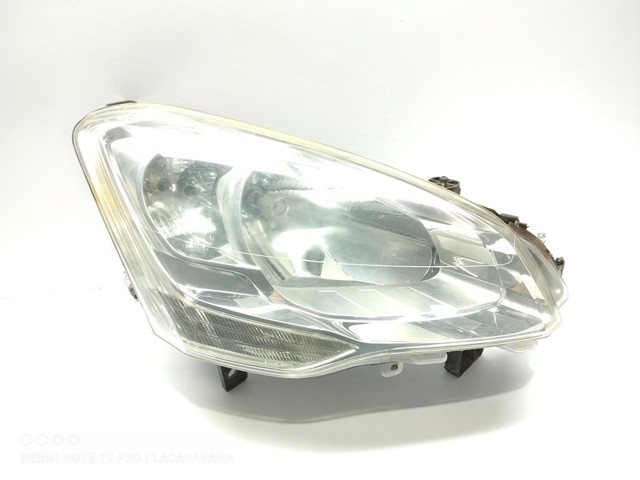 Reflektor prawy 6206K6 PEUGEOT