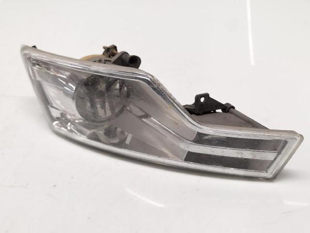Lampa przeciwmgielna lewa 6208J4 PEUGEOT