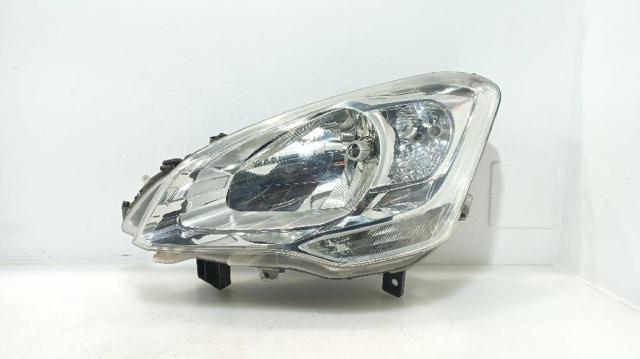 Reflektor lewy 6208K6 PEUGEOT