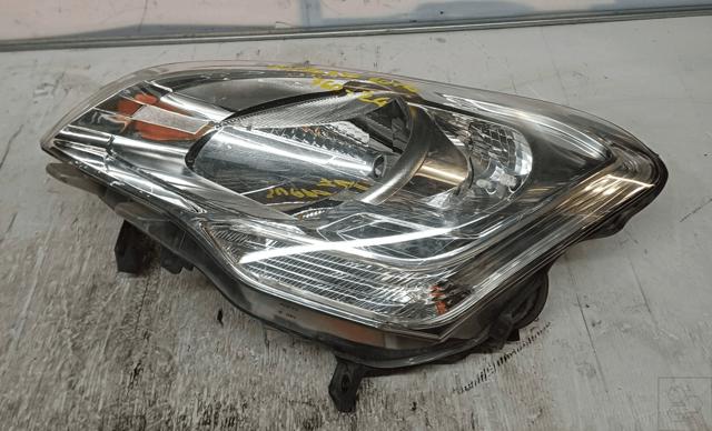 Reflektor lewy 6208K6 PEUGEOT