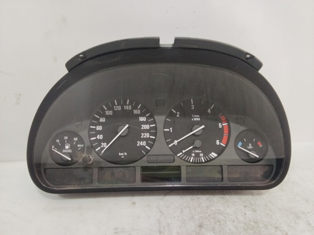 Deska rozdzielcza 62118381198 BMW