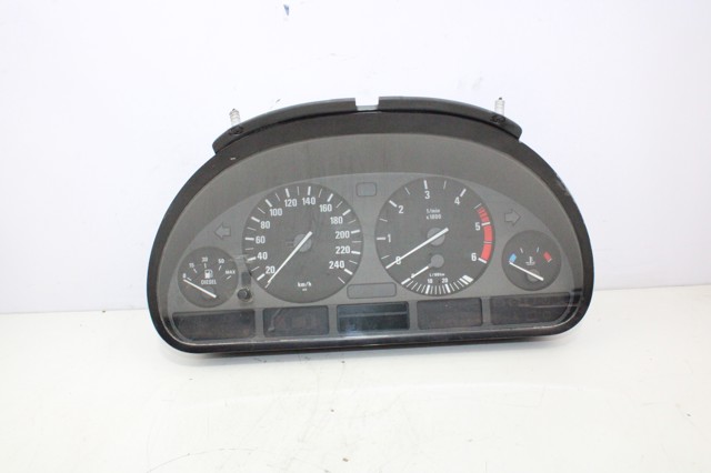 Deska rozdzielcza 62118381198 BMW
