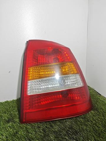 Lampa zespolona tylna prawa 62225 OPEL