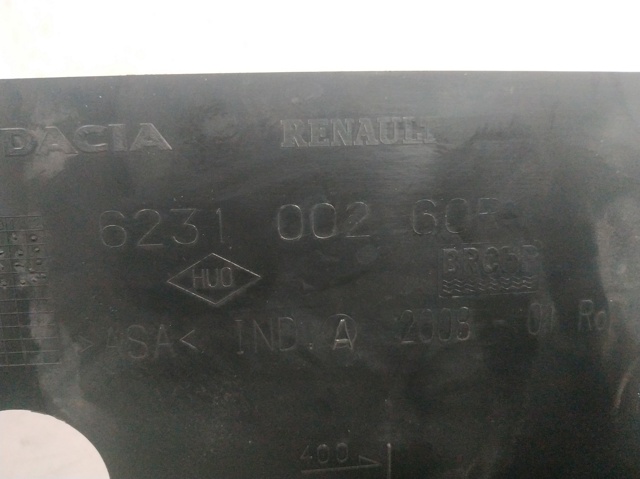 Atrapa chłodnicy Dacia Duster HS