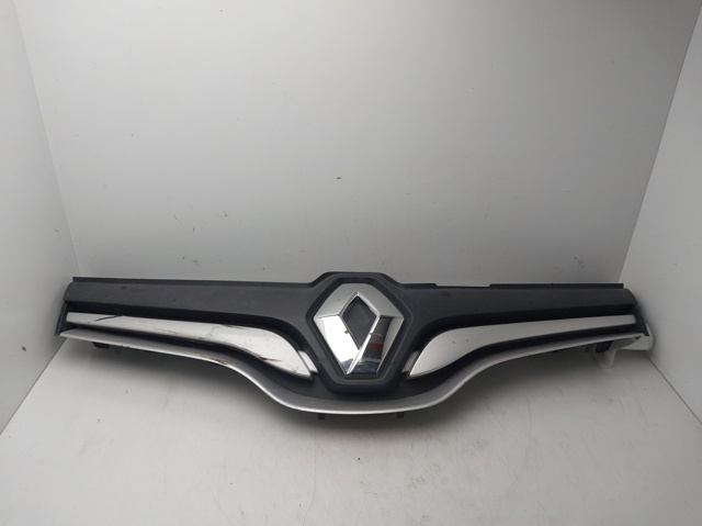 Atrapa chłodnicy 623101381R RENAULT