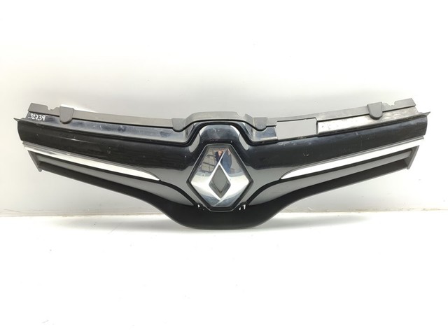 Atrapa chłodnicy 623101381R RENAULT