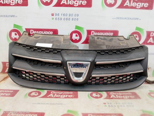 Atrapa chłodnicy 623103971R RENAULT