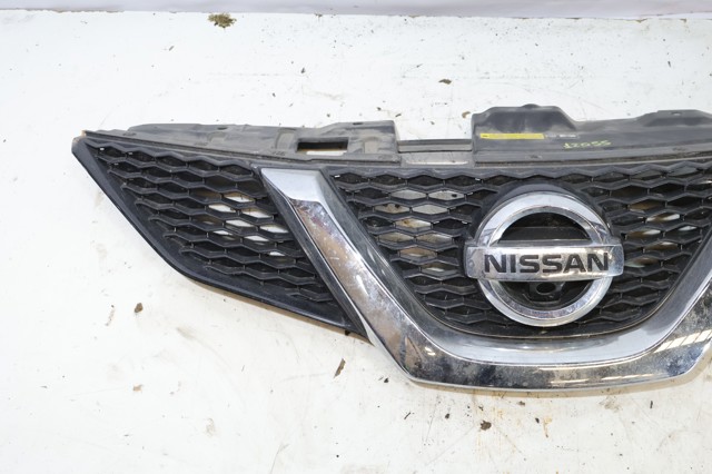 Atrapa chłodnicy 623104EA0A NISSAN