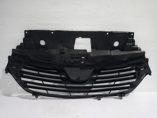 Atrapa chłodnicy Renault Trafic 3