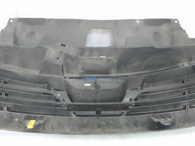 Atrapa chłodnicy Renault Trafic 3