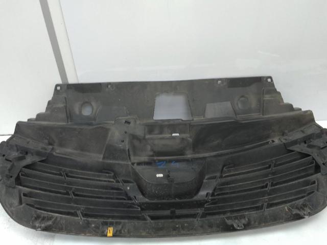 Atrapa chłodnicy Renault Trafic 3