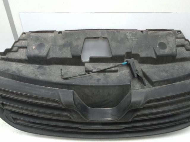 Atrapa chłodnicy Renault Trafic 3