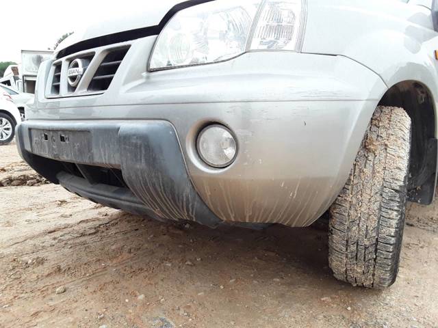 Atrapa chłodnicy 623108H700 NISSAN