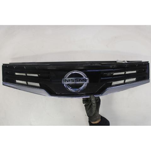 Atrapa chłodnicy Nissan Note E11