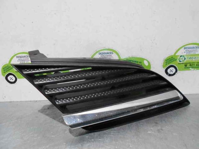 Atrapa grill Nissan Primera