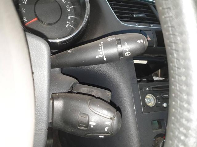 Kupić Przełącznik zespolony, w komplecie Peugeot 3008  0U w dobrej cenie