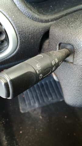 Przełącznik zespolony lewy 625377 PEUGEOT
