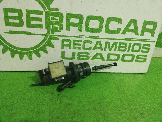 Cylinder sprzęgła główny 6284000056 VAG